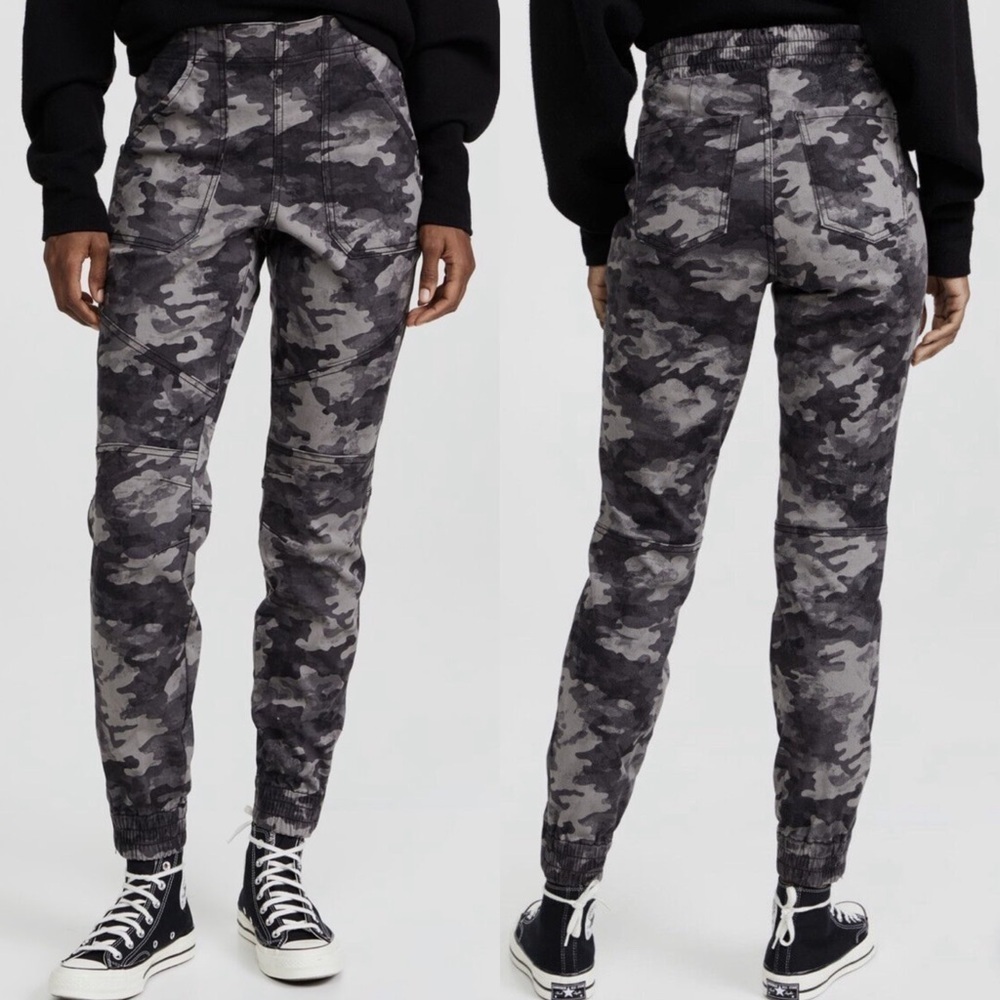 NWT Spanx Cargo Twill High Waisted Camo Joggers
